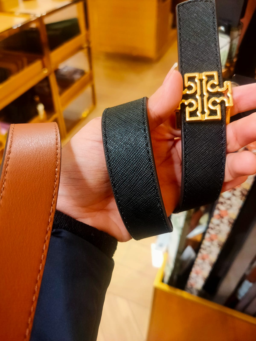 TORY BURCH Reversible Britten Logo Belt - BLACK BROWN, L image