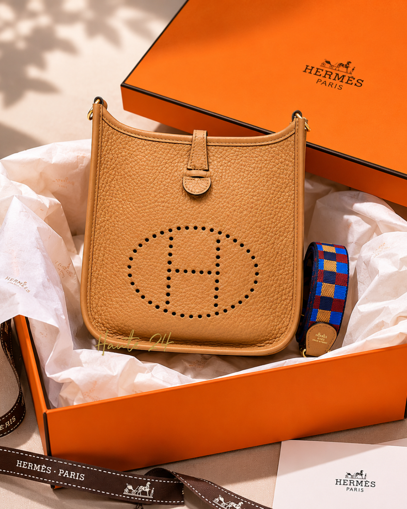 HERMÈS Mini Evelyne 16