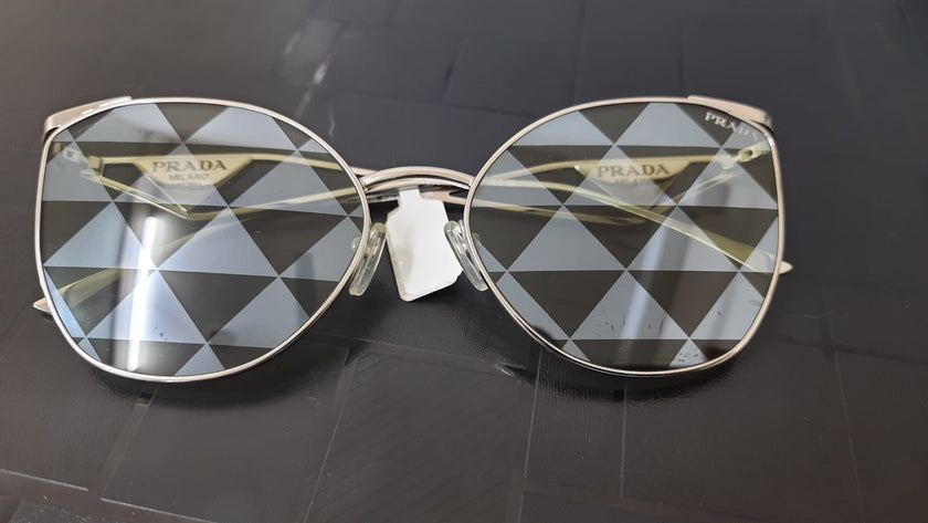 [AT DELHI] PRADA spr50z 59 Silver Sunglasses image 2