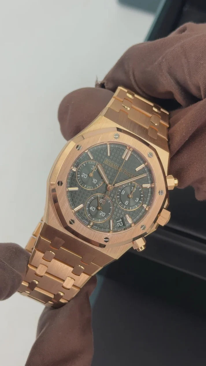 Audemars Piguet Royal Oak Self Winding Chronograph  26240OR.OO.1320OR.08 18-carat Pink Gold Khaki Green 