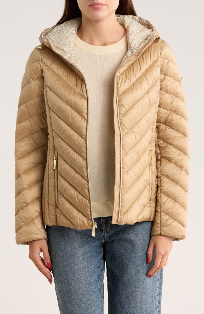 [AT DELHI] MICHAEL KORS Hooded Packable Chevron Quilted Jacket - Khaki image 0