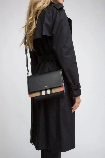 BURBERRY  Mackford Shoulder Bag image 8