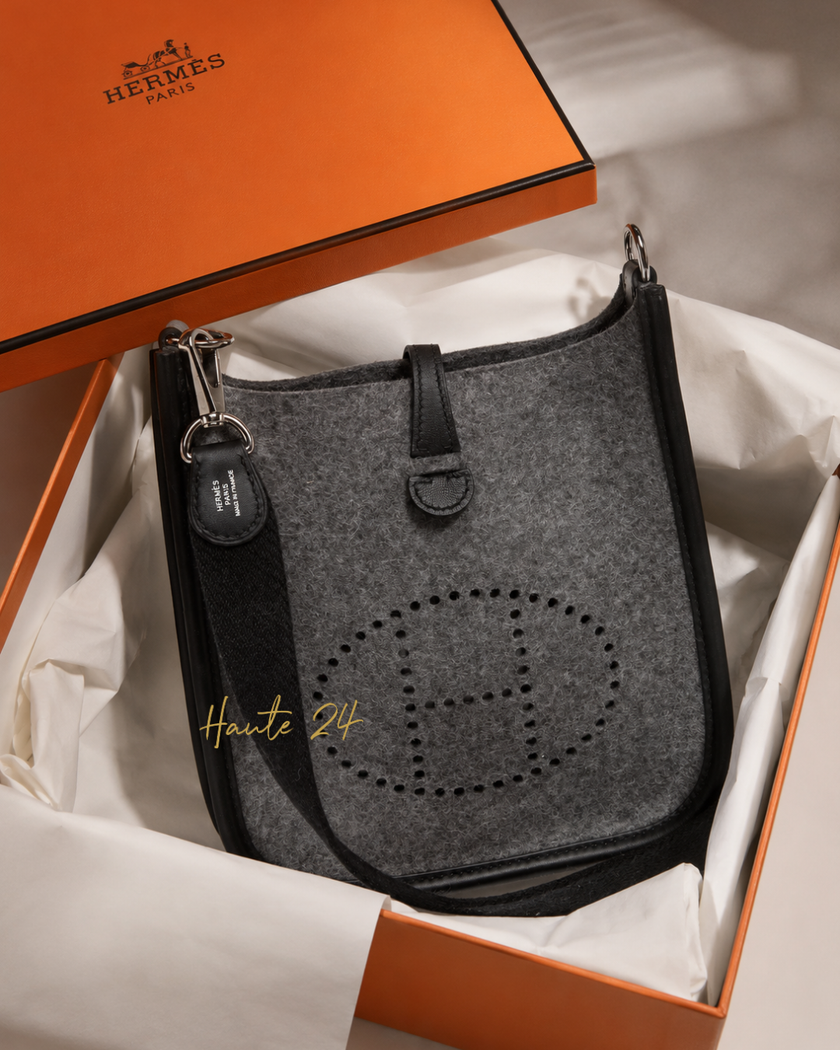 HERMÈS Feutre Amazone Evelyne TPM 16