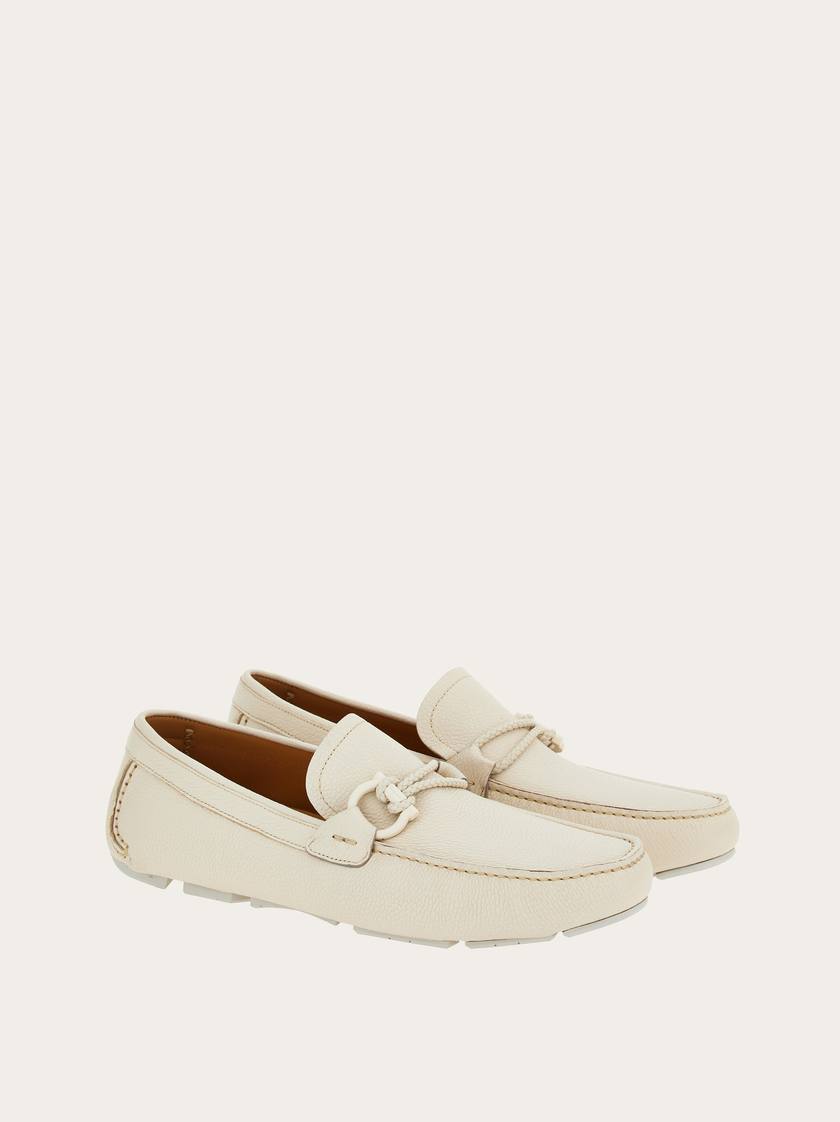 SALVATORE FERRAGAMO Driver  Ornament Gancini - Mascarpone, 12 image