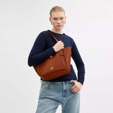 COACH Hadley Turnlock Tote (Arriving In Delhi) image 1
