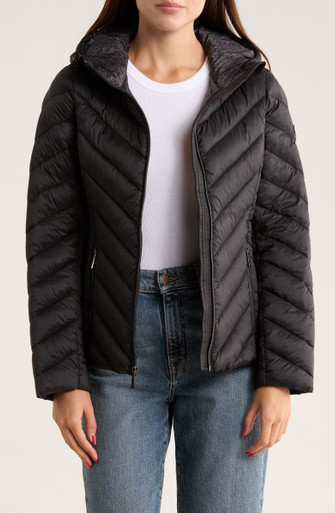 MICHAEL KORS Hooded Packable Chevron Quilted Jacket (Arriving In Delhi) image 1