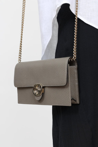 GUCCI Interlocking g Wallet On Chain - Beige image 0