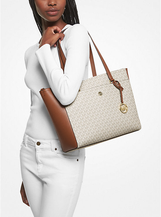 MICHAEL KORS Maisie Large Logo 3-in-1 Tote Bag - Vanilla image 1