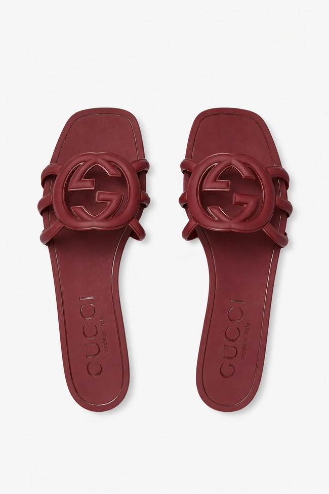 [AT DELHI] GUCCI GG Interlocking Rubber Slide Sandals Burgandy image 0