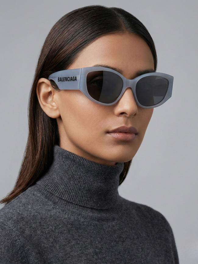 [AT DELHI] BALENCIAGA  BB0258S Oval Sunglasses image 0