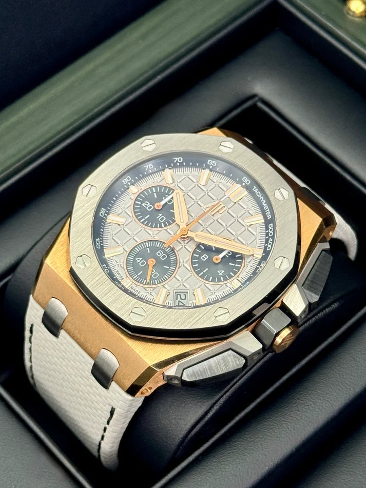 Audemars Piguet Royal Oak Offshore Selfwinding Chronograph 26420OI.OO.A015VE.01 Pink Gold Grey Méga Tapisserie Dial 43mm