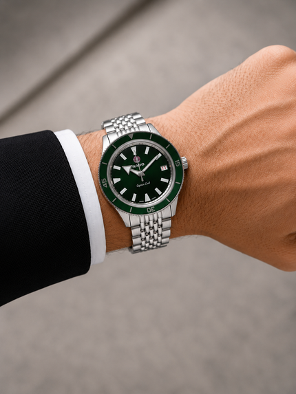 RADO Captain Cook Green Dial R32500323 37 mm