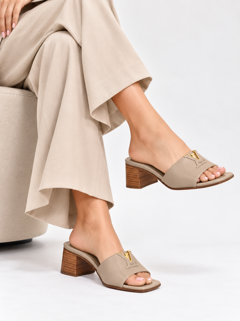LOUIS VUITTON LV Marais Mules