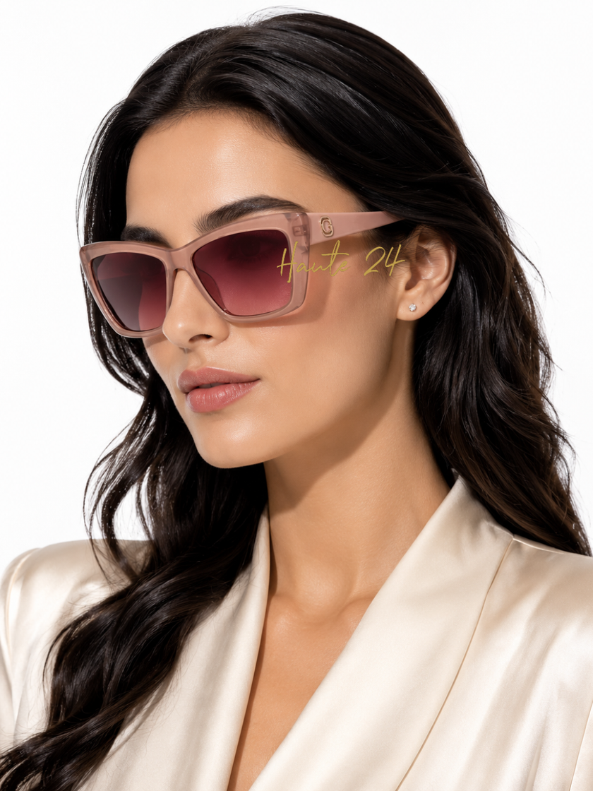 [At India] GUESS Gradient Brown Square Ladies Sunglasses