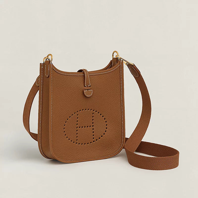 [Brand New] HERMES Evelyne 16 Amazone Bag Gold