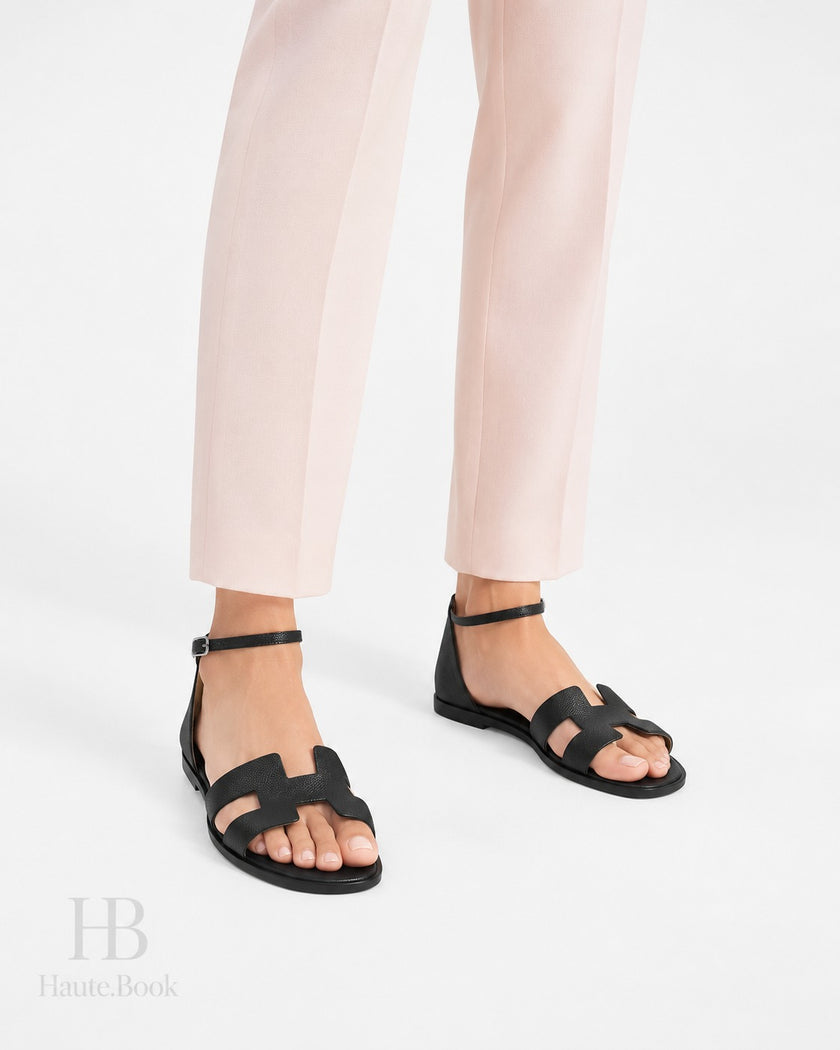 HERMES Santorini sandals In Black