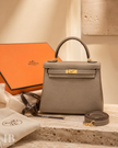 HERMES Kelly 25 Togo Etoupe