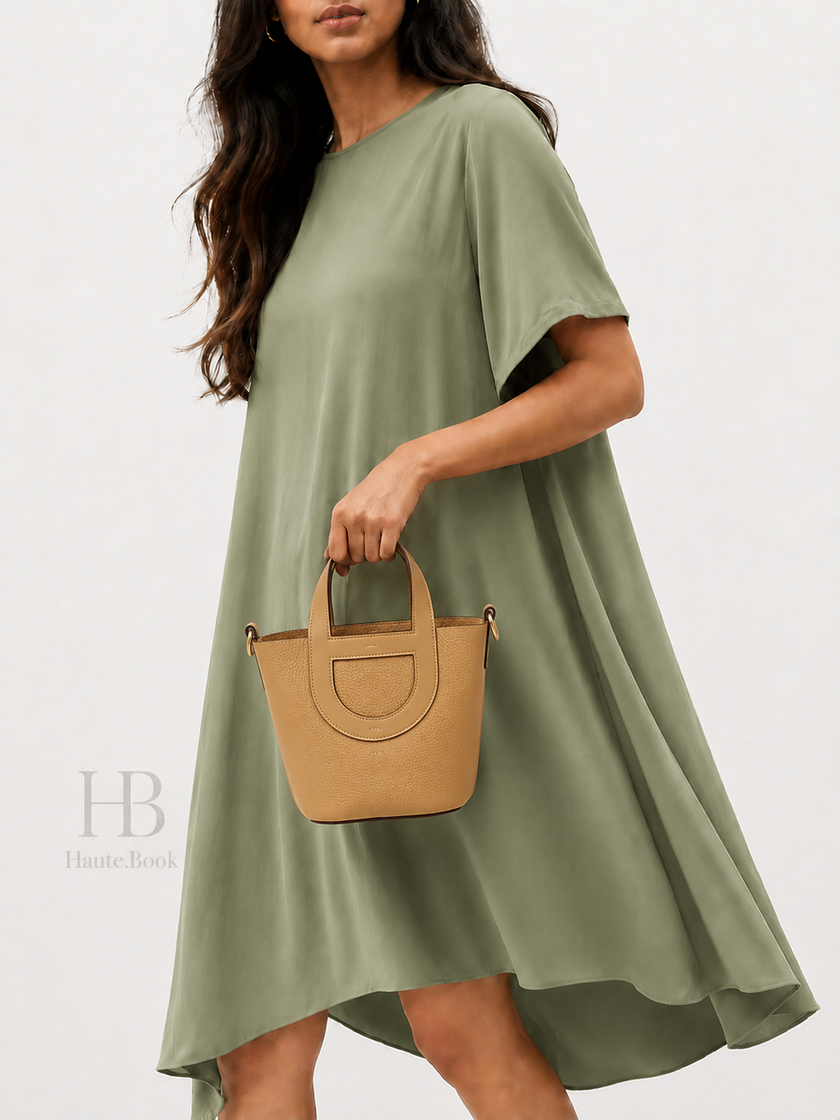 [Brand New] HERMES In-the-Loop 18 bag - Biscuit