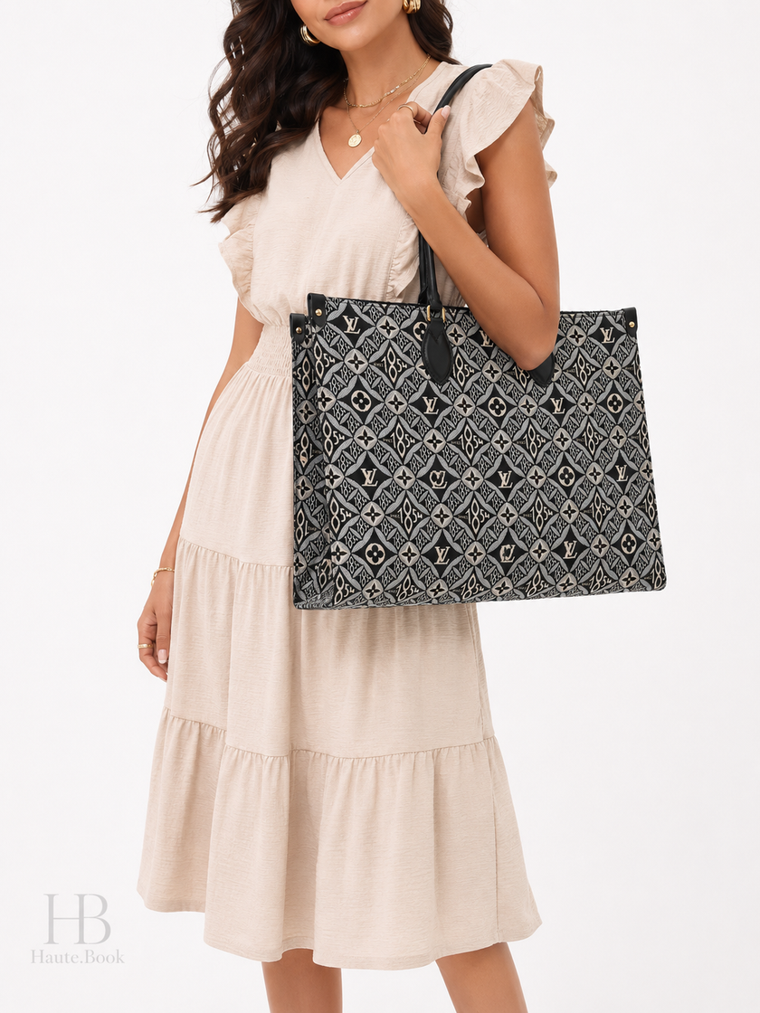 [RUNWAY/UN-USED]LOUIS VUITTON  Monogram Jacquard OnTheGo GM