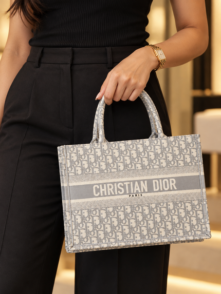DIOR Oblique Book Tote