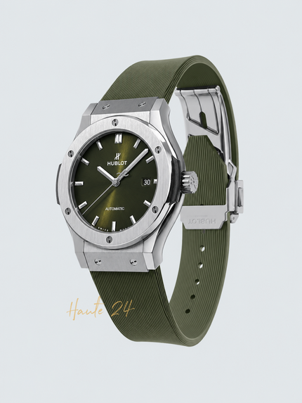 [Brand New] HUBLOT Classic Fusion Titanium Green 42mm 542.NX.8970.RX