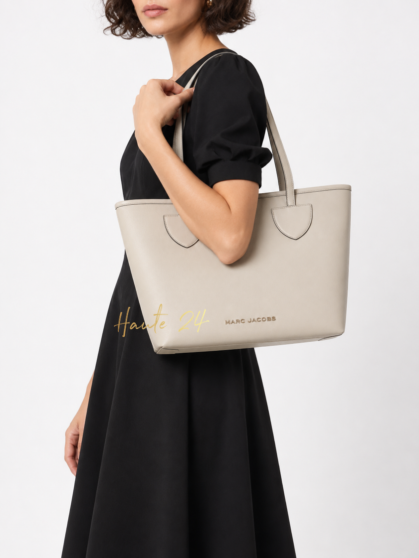 [At India] MARC JACOBS On Your Marc Tote - Marshmallow