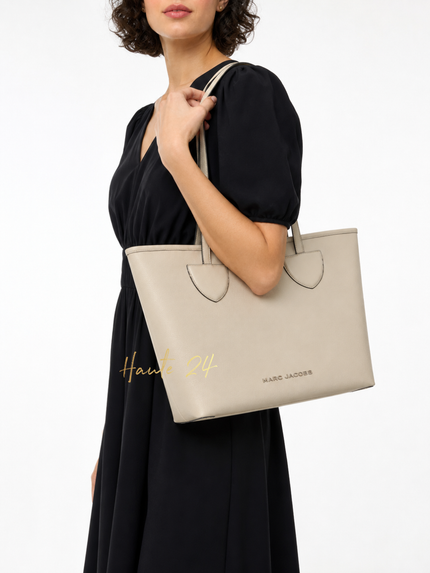 [At India] MARC JACOBS On Your Marc Tote - Marshmallow