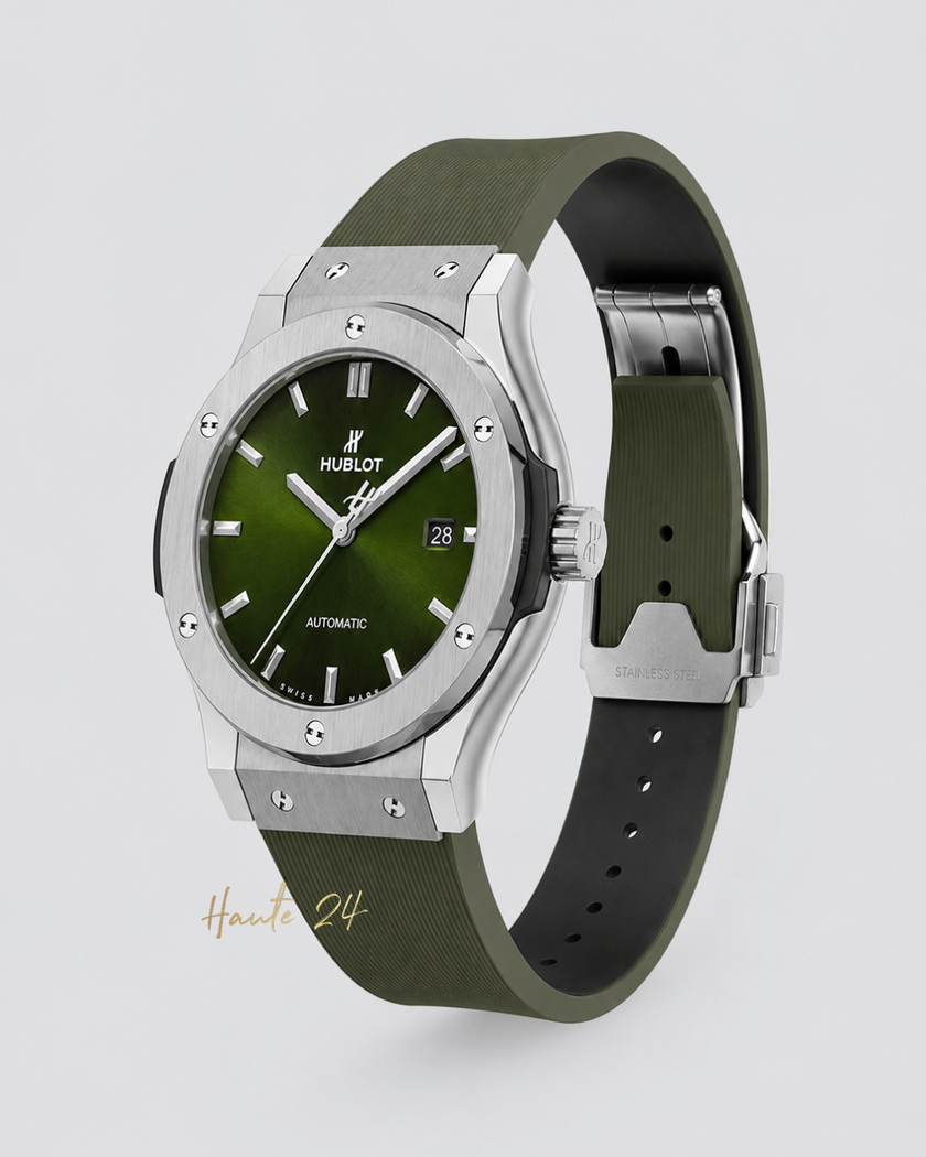 [] HUBLOT Classic Fusion Titanium Green 542.NX.8970.RX 42mm