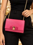 FERRAGAMO Vara Ribbon Leather Shoulder Bag With Chain Strap