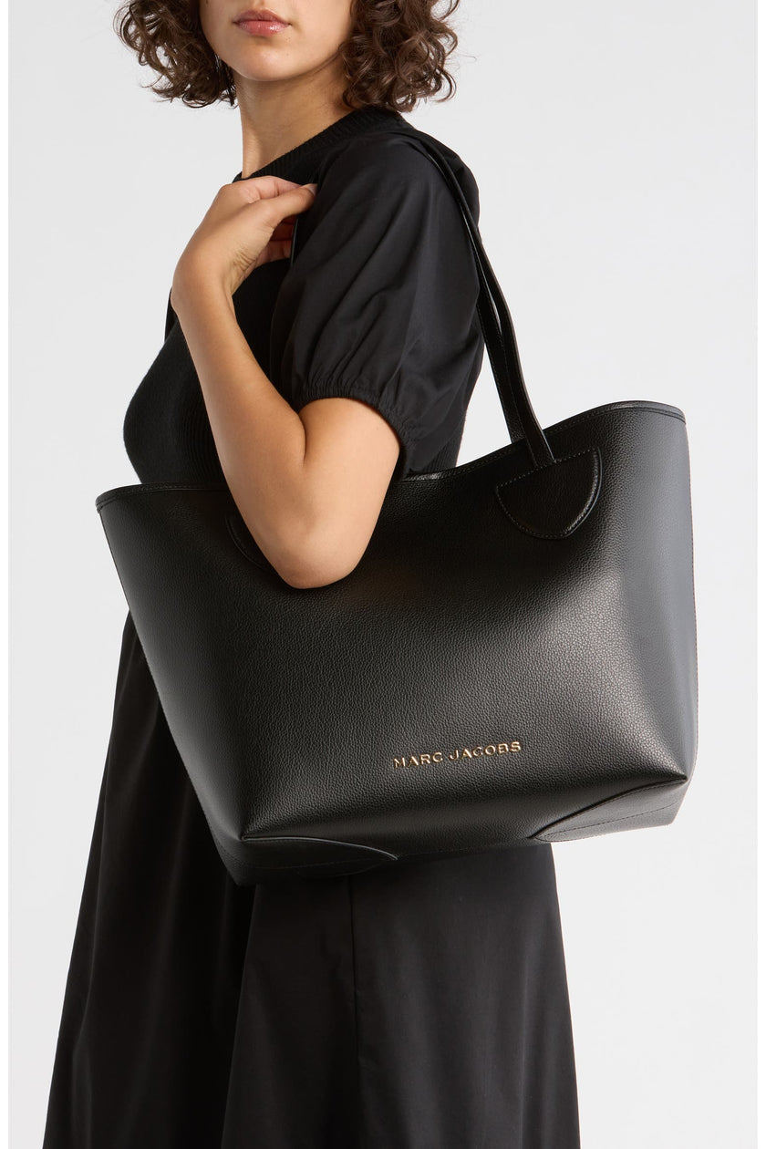 [At India] MARC JACOBS On Your Marc Tote - Black
