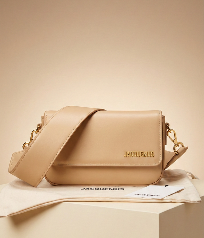 [AT DELHI] JACQUEMUS Le Carinu Leather Shoulder Bag image 0