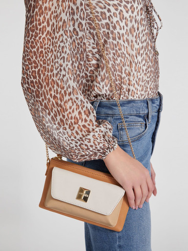 GUESS Phoebe Top Zip Crossbody image 16