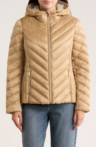 [AT DELHI] MICHAEL KORS Hooded Packable Chevron Quilted Jacket - Khaki image 2