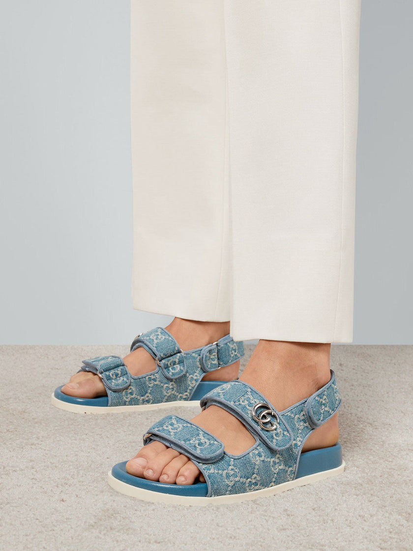 GUCCI Logo-plaque sandals image 2