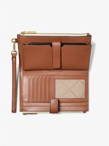 Michael Kors Jet Set Travel Signature Logo Smartphone Wallet - Vanilla image 0