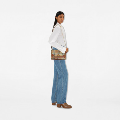 BURBERRY Note Bag image 1